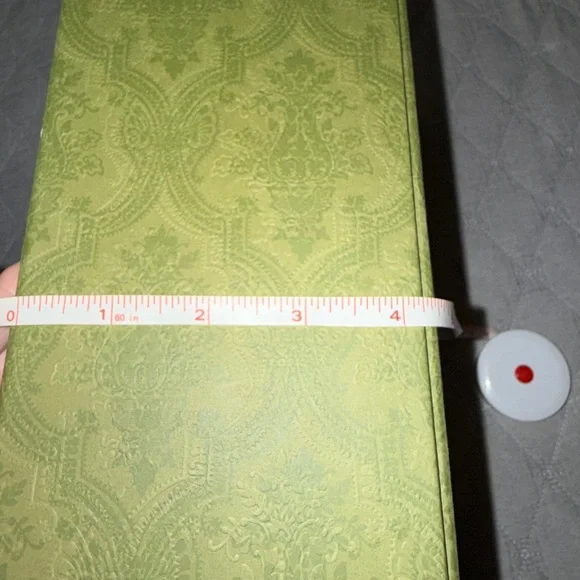 Gucci box 10” long 9” wide 4” tall. Comes with tissue paper and ribbon - Picture 7 of 7